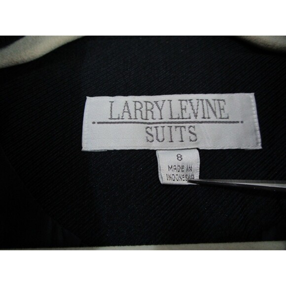 Larry Levine Suits Womens Jacket Size 8 Blue Lined Pockets 3-Button - Picture 5 of 12